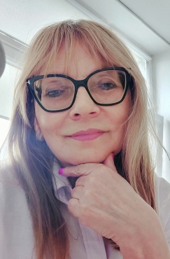 Prof. Ewa Marciniak